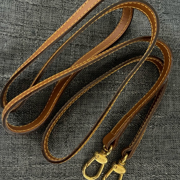 NEW Alviero Martini (ITALIAN) Bag with straps.Color: Brown/Orange - Picture 7 of 13